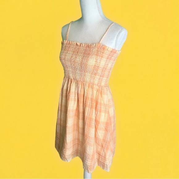 NWT American Eagle ‘Smockin’ On Sunshine Strapless Dress’ in “Peach” Gingham M - Picture 9 of 13